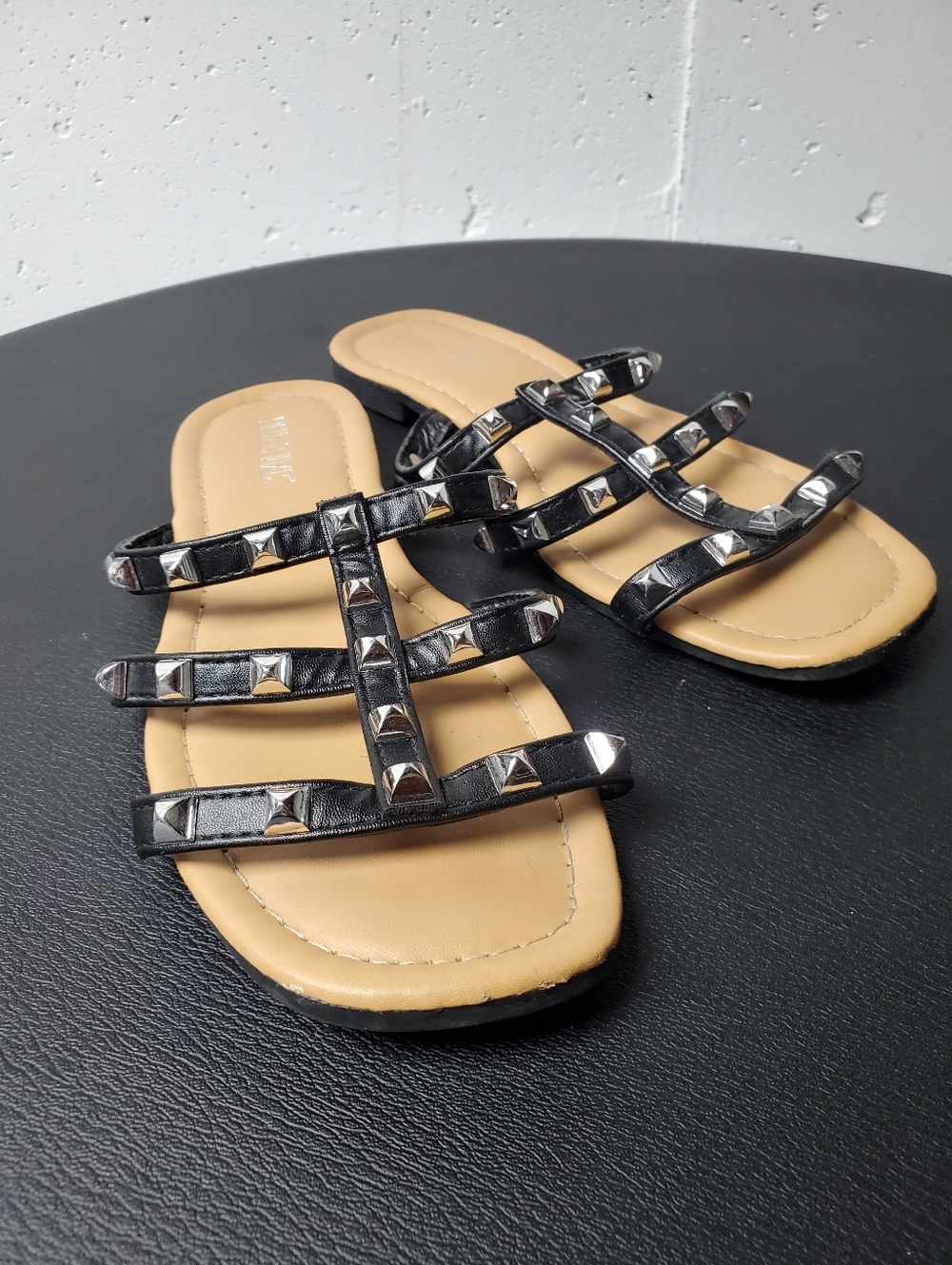 Studded Black Strappy Slide Fifth & Luxe Sandals - Women Sz 7